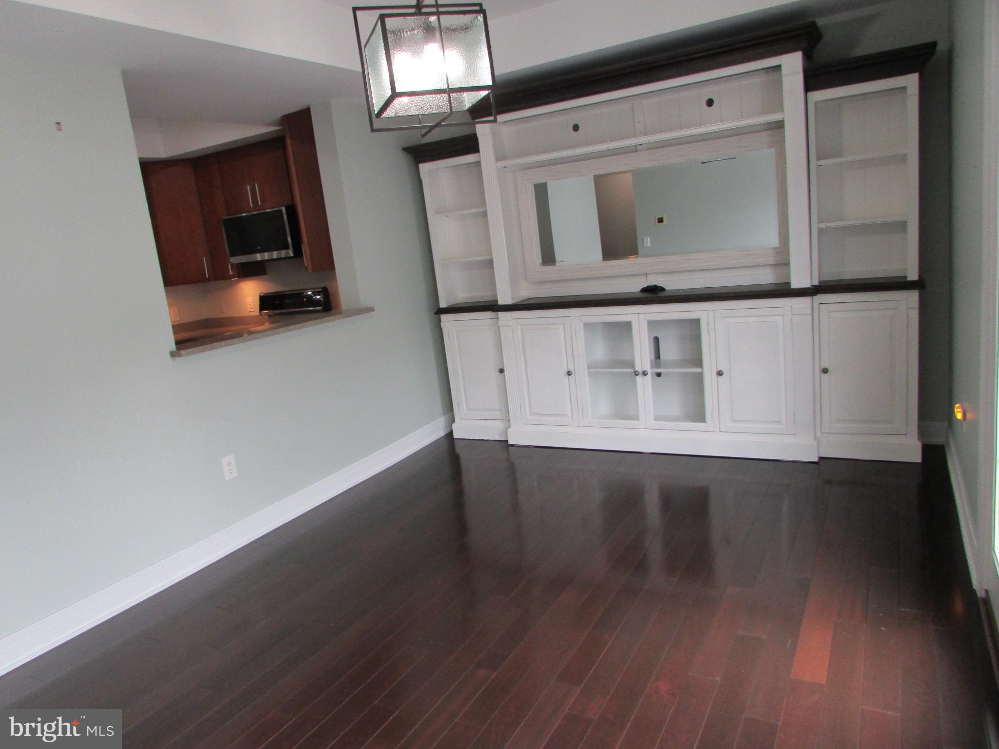 688 OAKWOOD AVENUE A