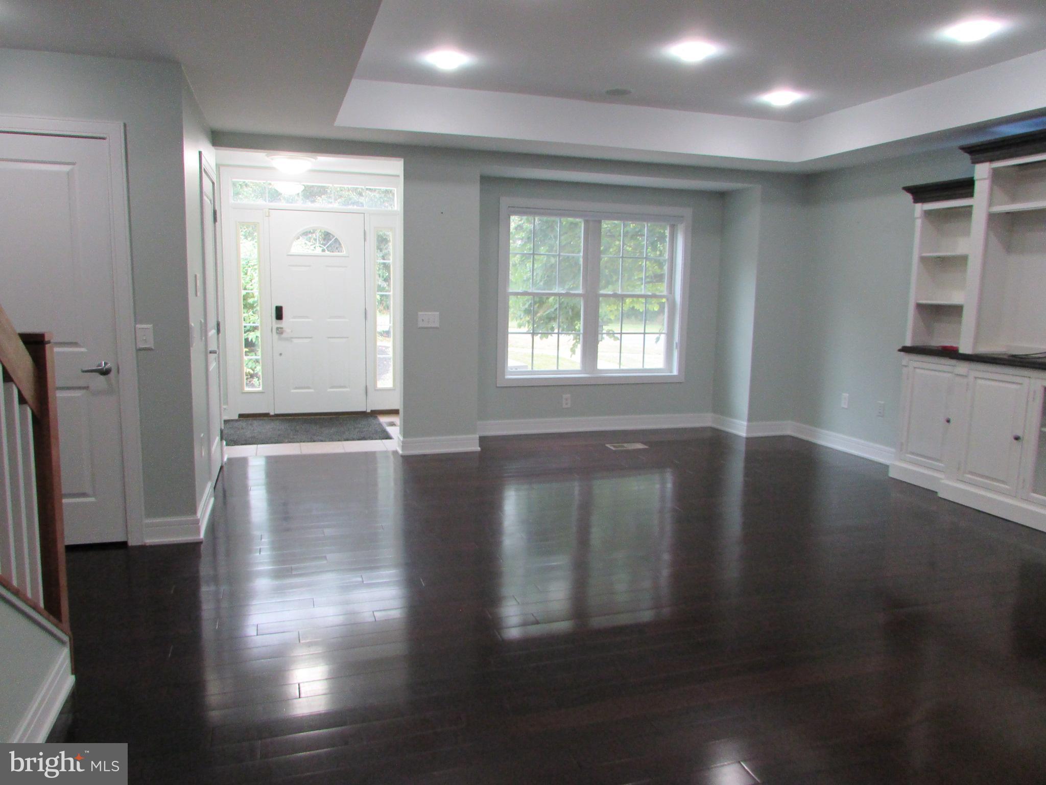 688 OAKWOOD AVENUE A