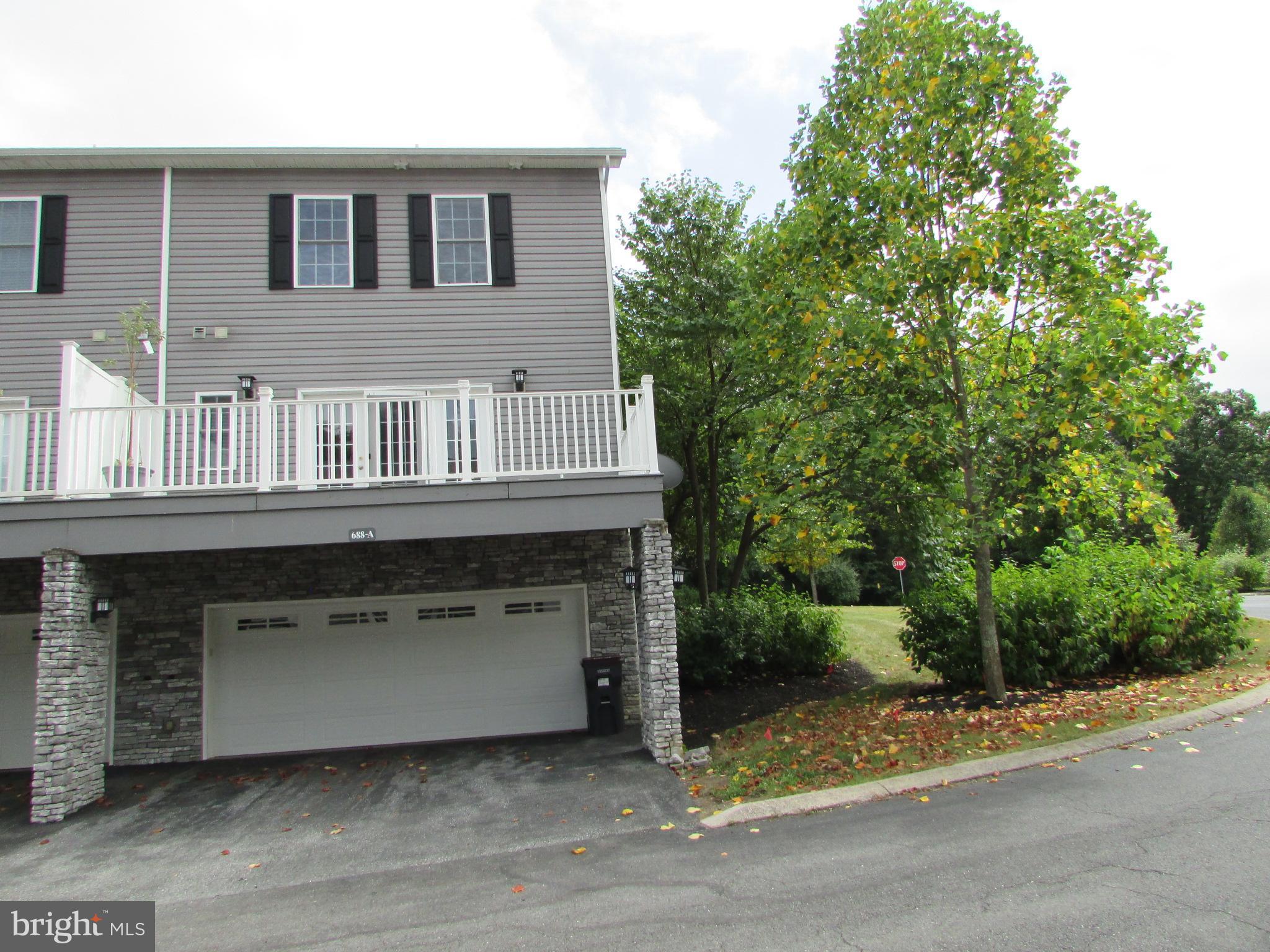 688 OAKWOOD AVENUE A