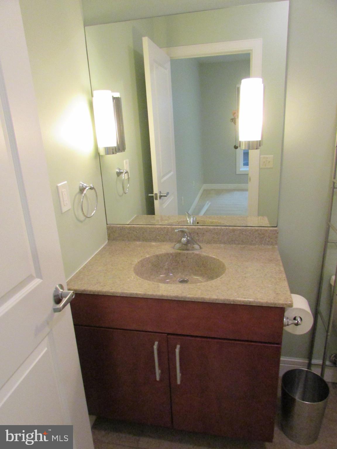 688 OAKWOOD AVENUE A