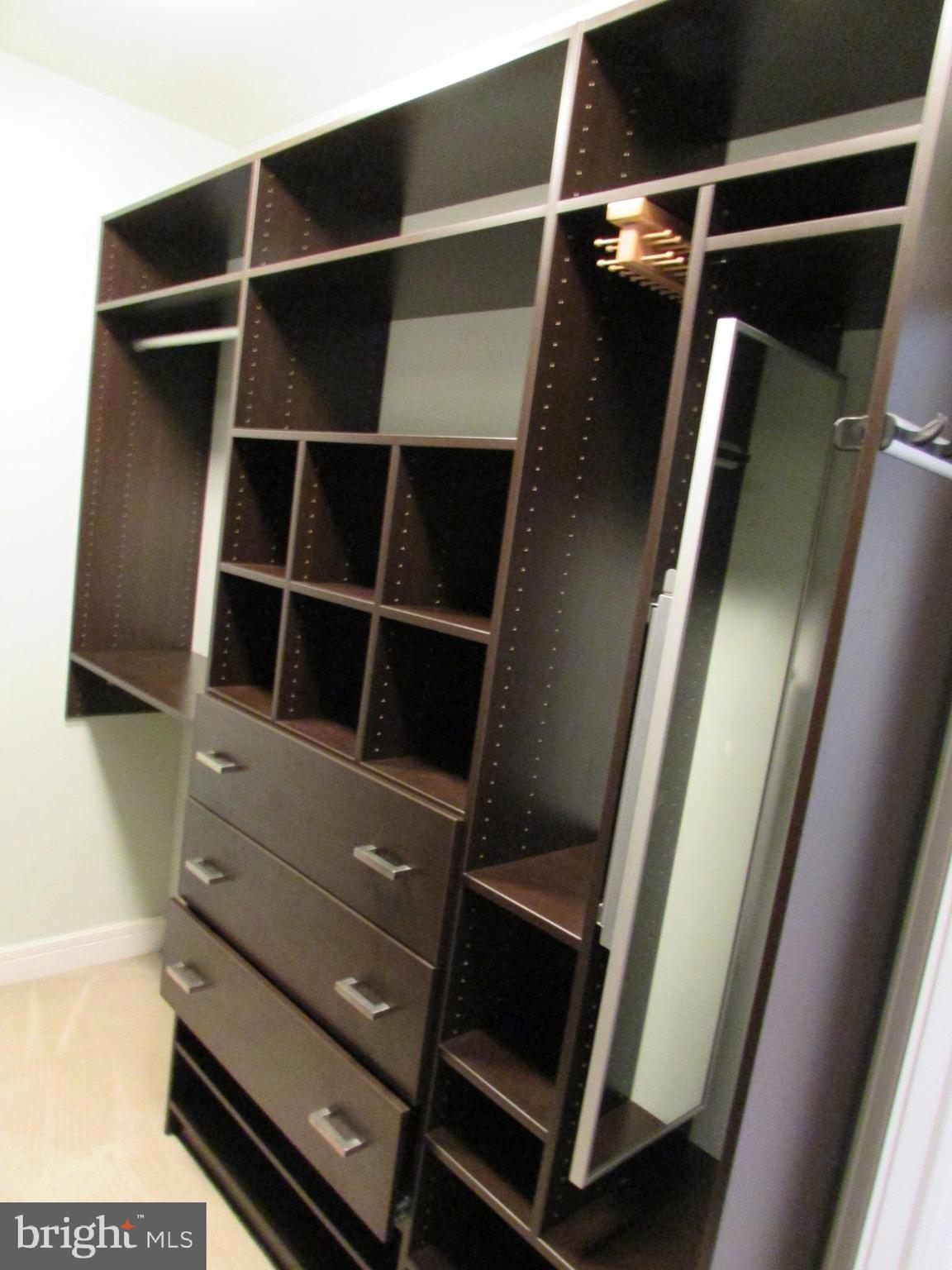 688 OAKWOOD AVENUE A