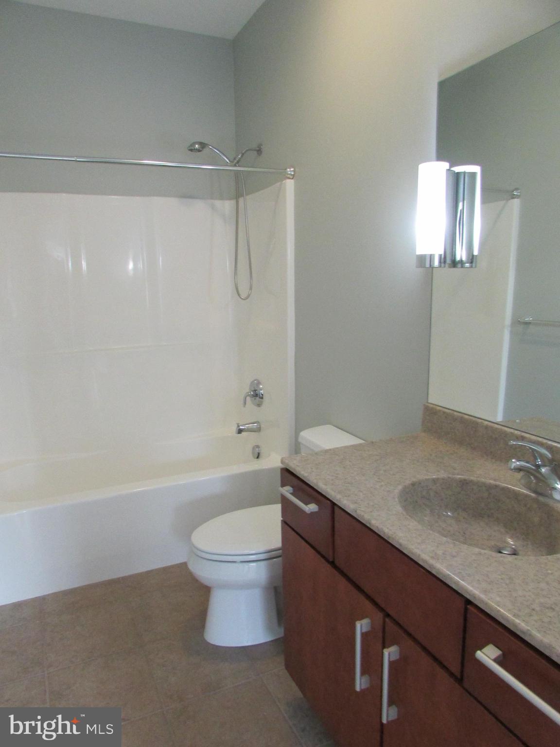 688 OAKWOOD AVENUE A