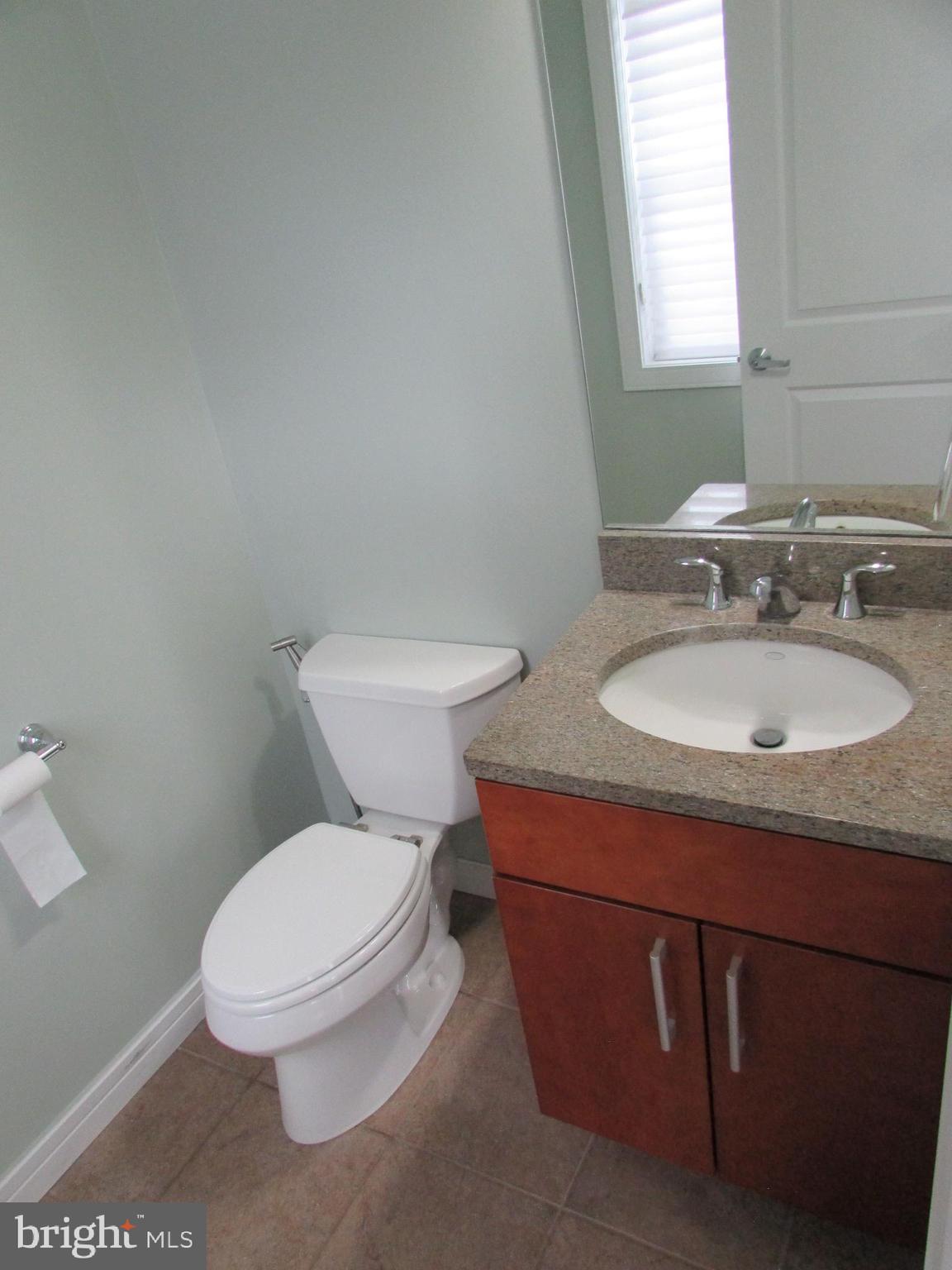 688 OAKWOOD AVENUE A