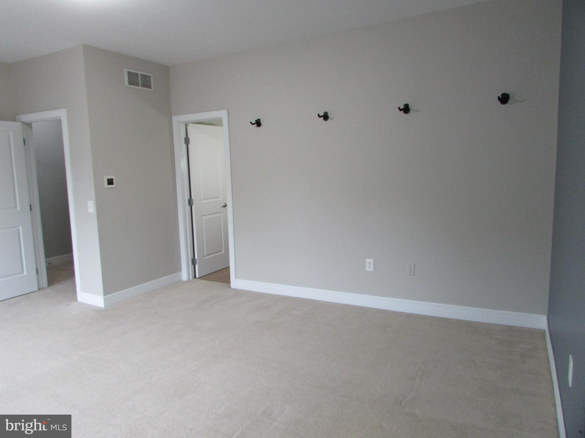 688 OAKWOOD AVENUE A