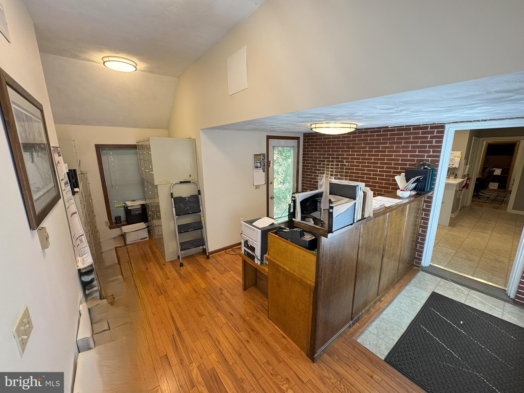 1901 E COLLEGE AVENUE