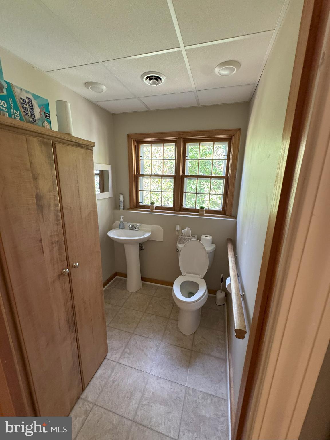 1901 E COLLEGE AVENUE