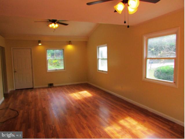 418 PIKE STREET