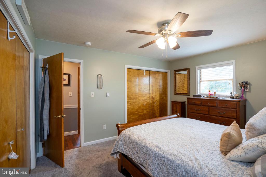 301 GOLDFINCH DRIVE