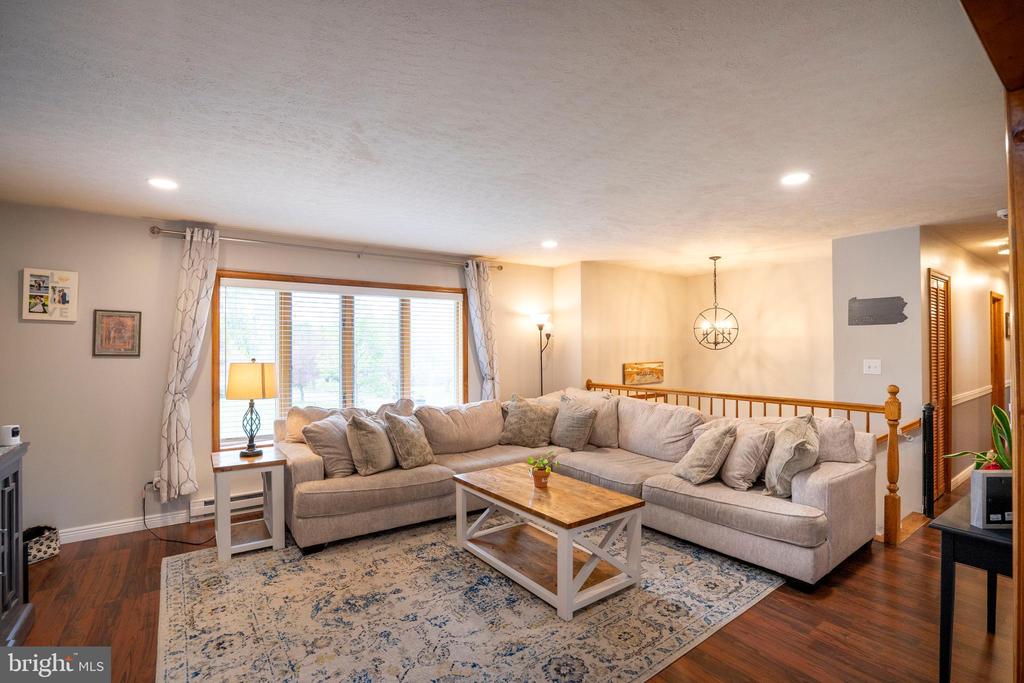 301 GOLDFINCH DRIVE