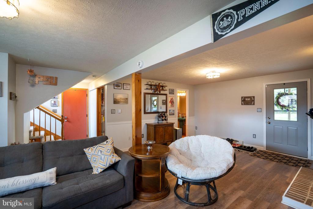 301 GOLDFINCH DRIVE