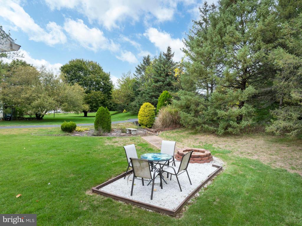 301 GOLDFINCH DRIVE