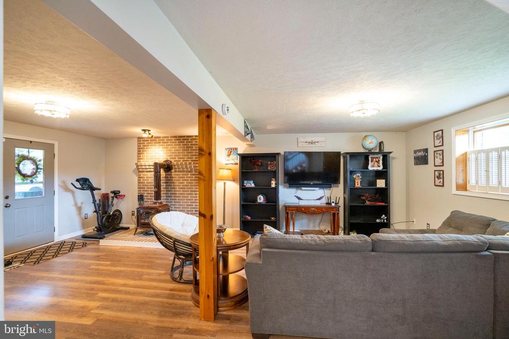 301 GOLDFINCH DRIVE