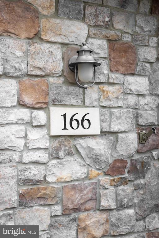 166 QUARRY STREET