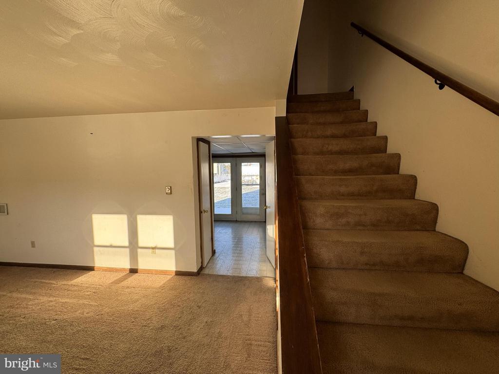 173 & 175 1st AVE