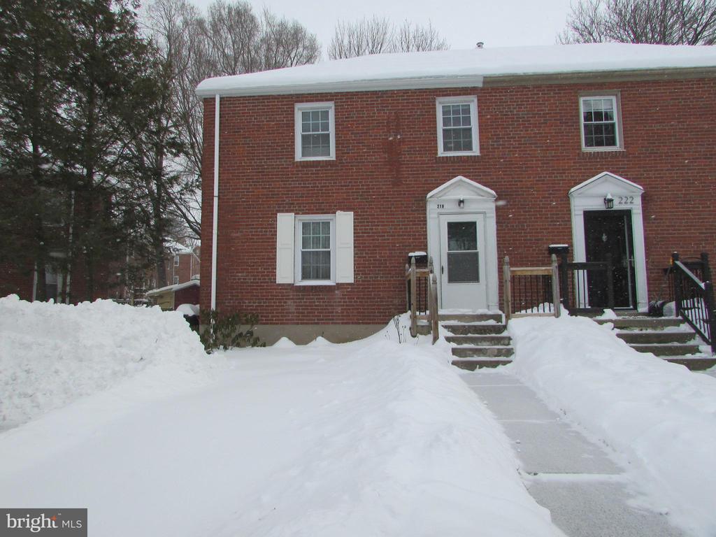 218 WESTERLY PARKWAY