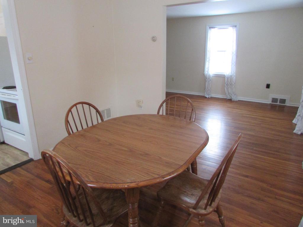 218 WESTERLY PARKWAY