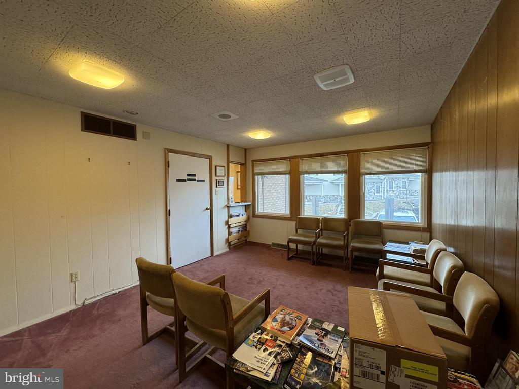233 EASTERLY PARKWAY 106