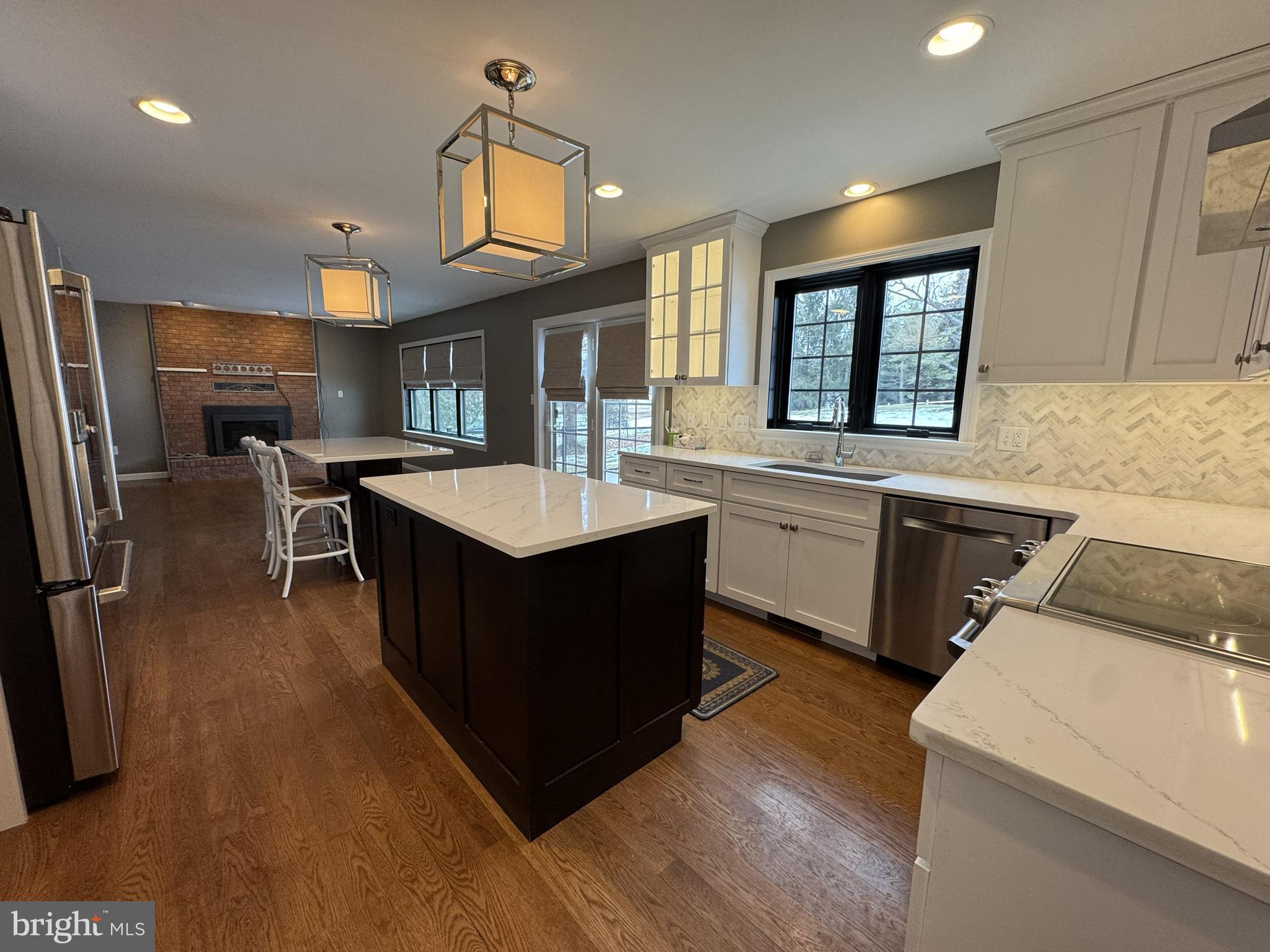 1219 SANDPIPER DRIVE