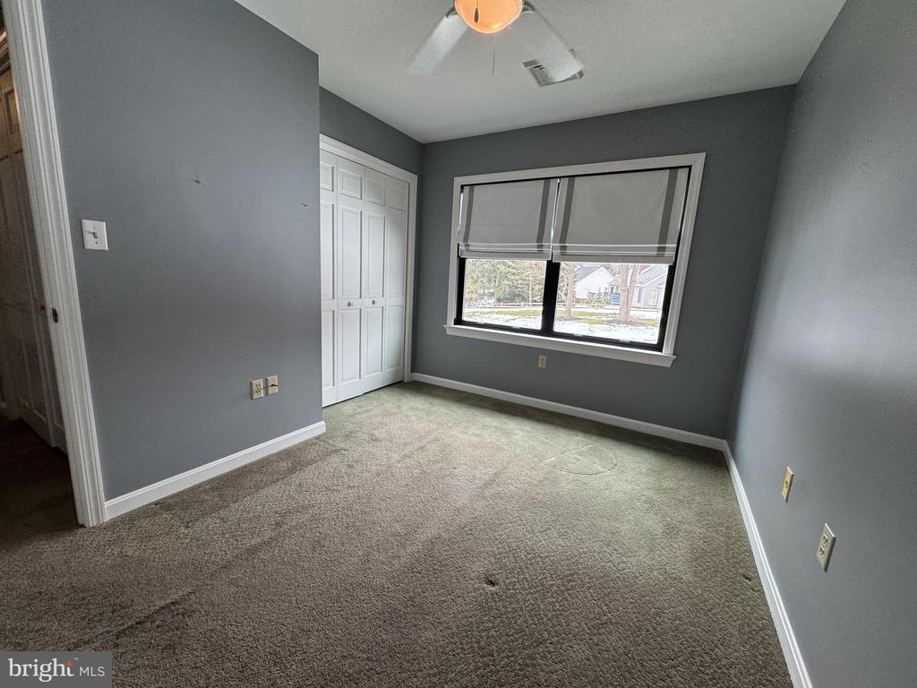 1219 SANDPIPER DRIVE