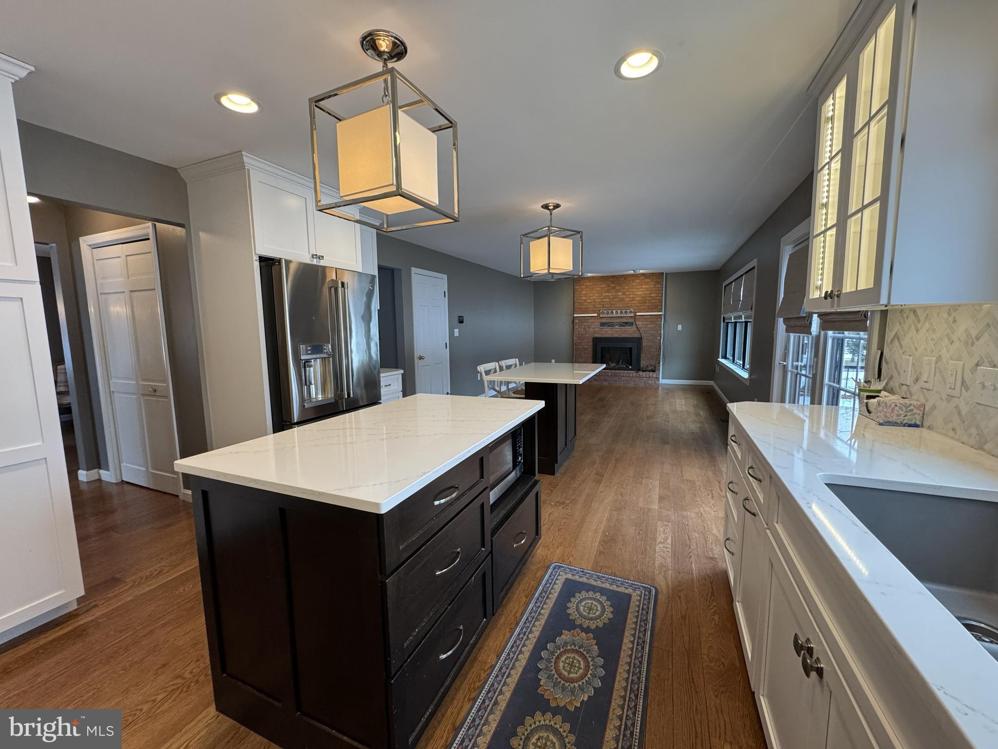 1219 SANDPIPER DRIVE