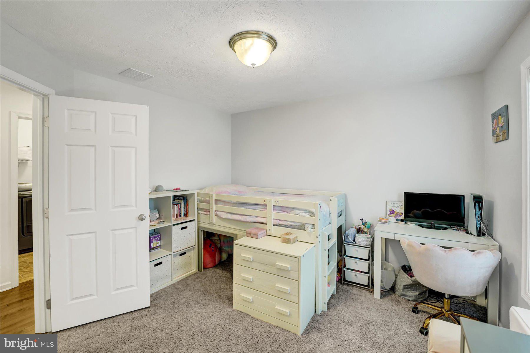 215 GLENNDALE DRIVE
