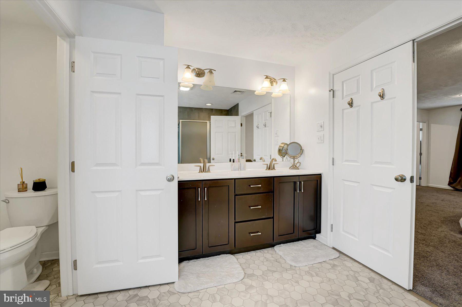 215 GLENNDALE DRIVE