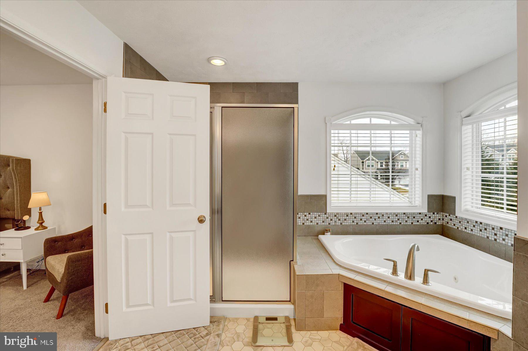 215 GLENNDALE DRIVE