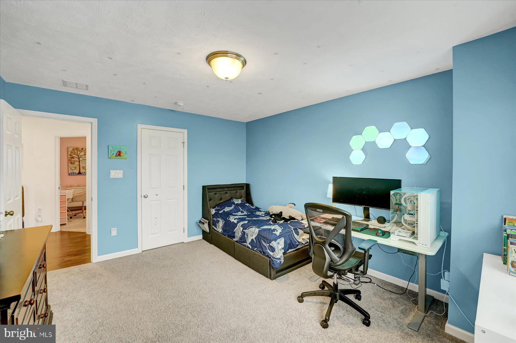 215 GLENNDALE DRIVE
