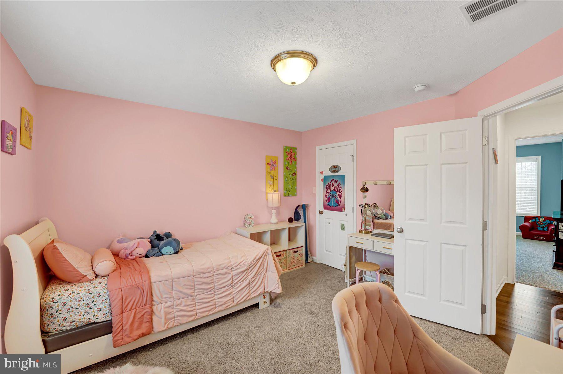 215 GLENNDALE DRIVE