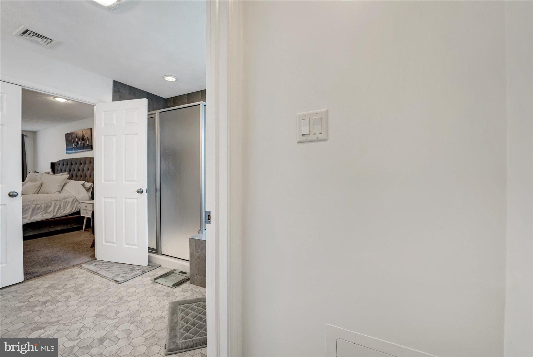 215 GLENNDALE DRIVE