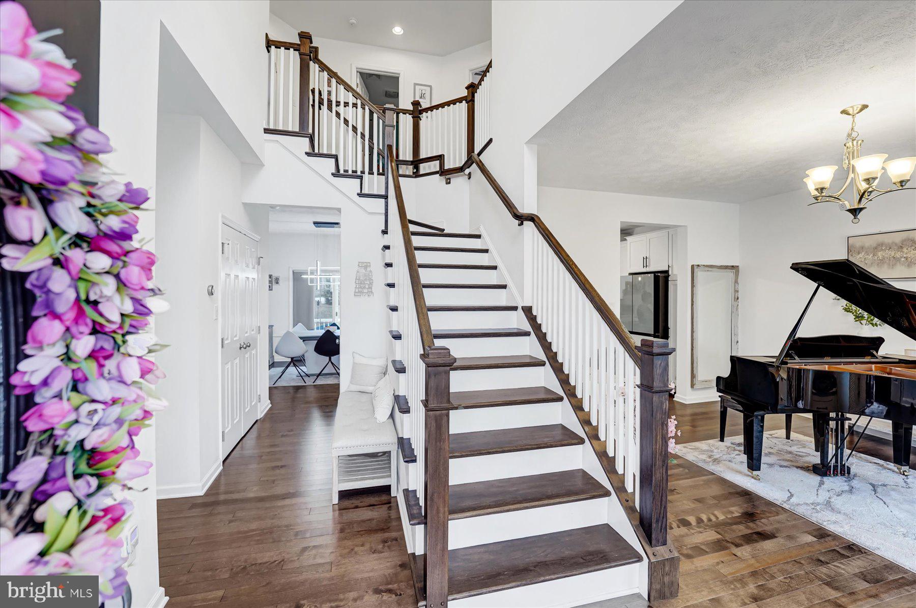 215 GLENNDALE DRIVE