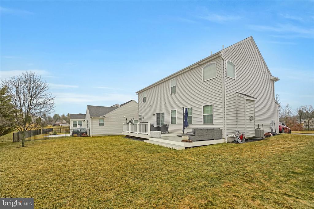 215 GLENNDALE DRIVE
