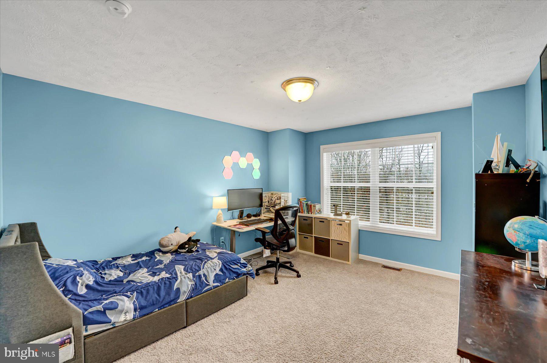 215 GLENNDALE DRIVE