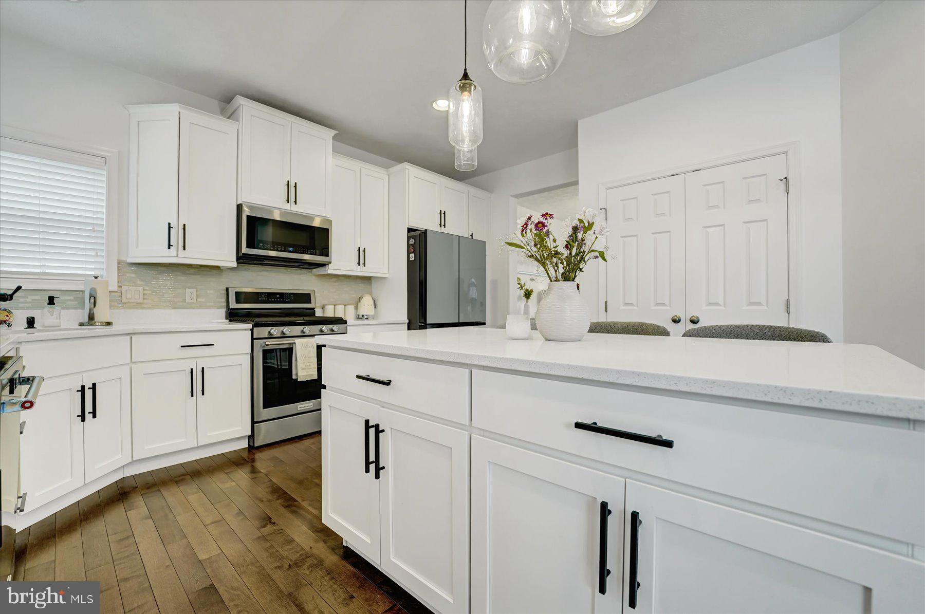 215 GLENNDALE DRIVE