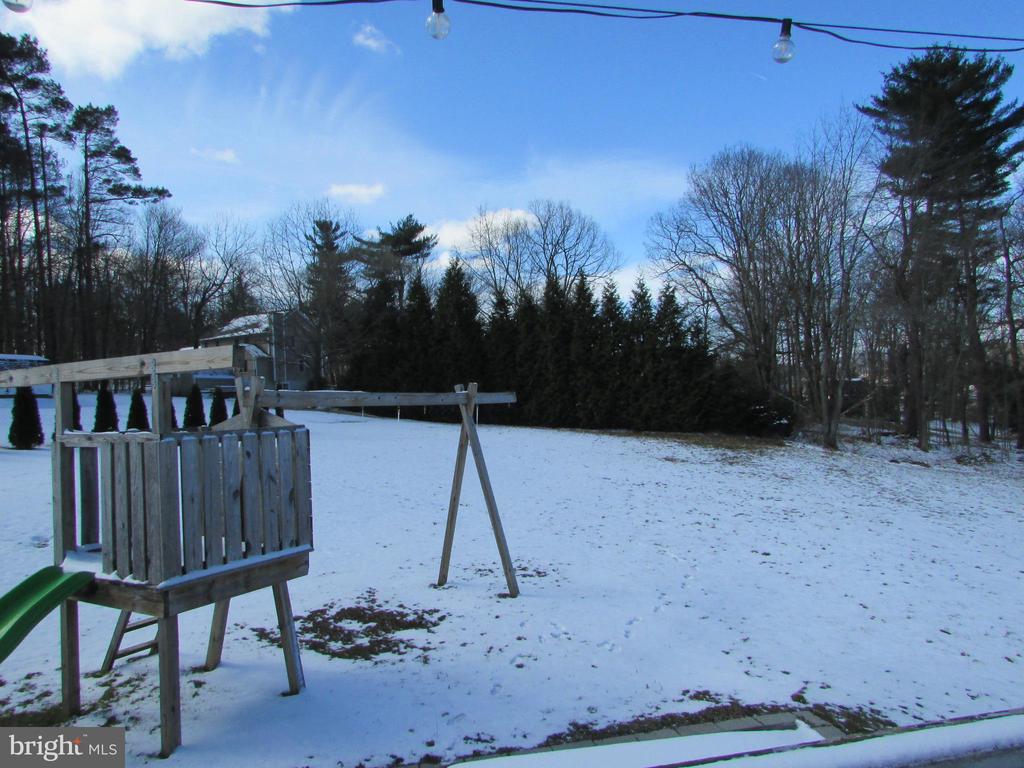 346 LUTZ LANE