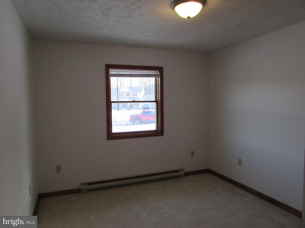 346 LUTZ LANE