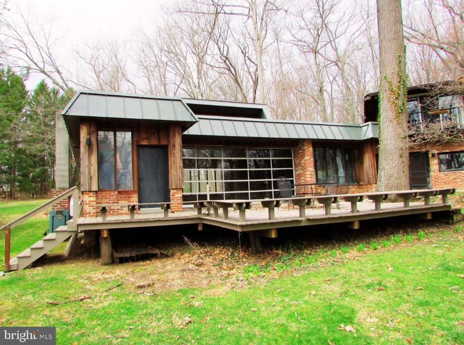 200 TALL OAKS DRIVE