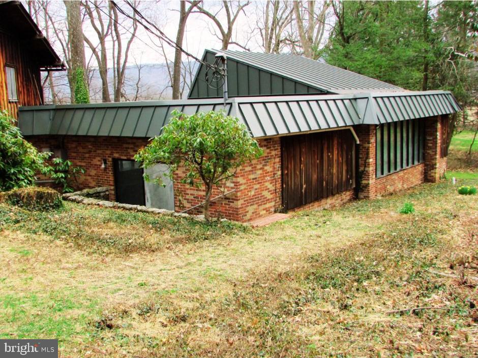 200 TALL OAKS DRIVE