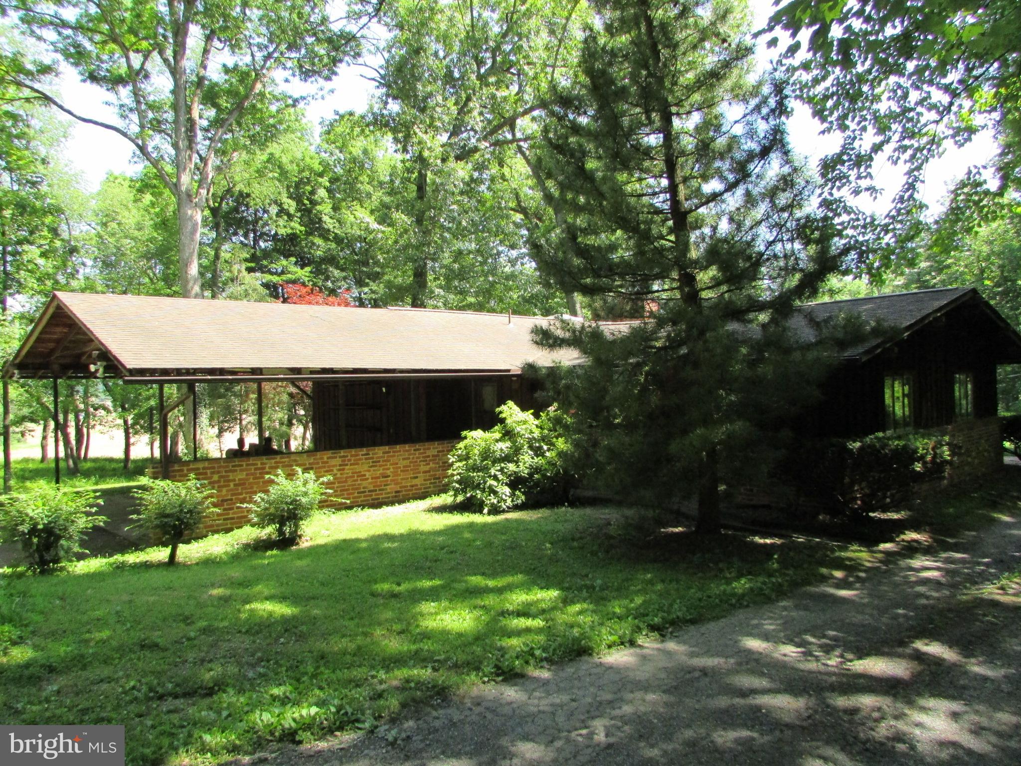 200 TALL OAKS DRIVE