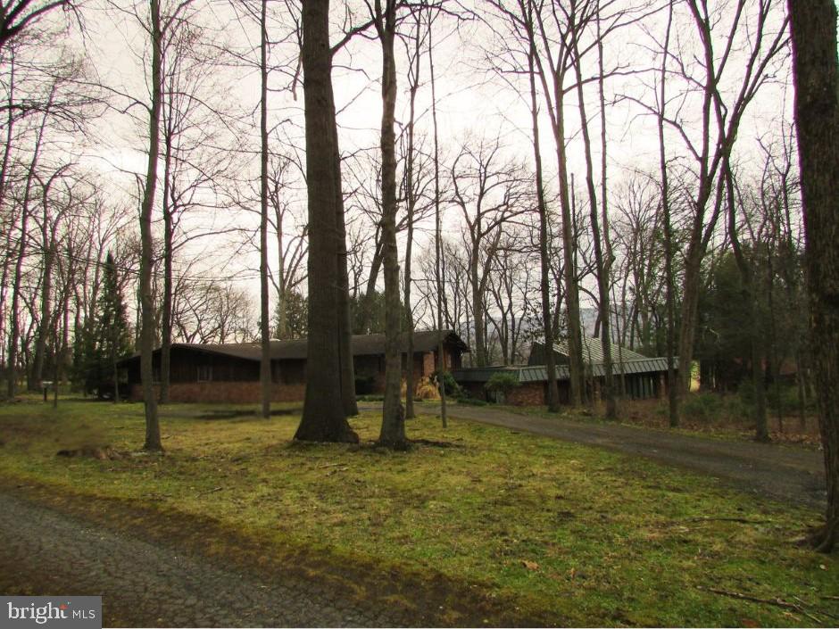200 TALL OAKS DRIVE