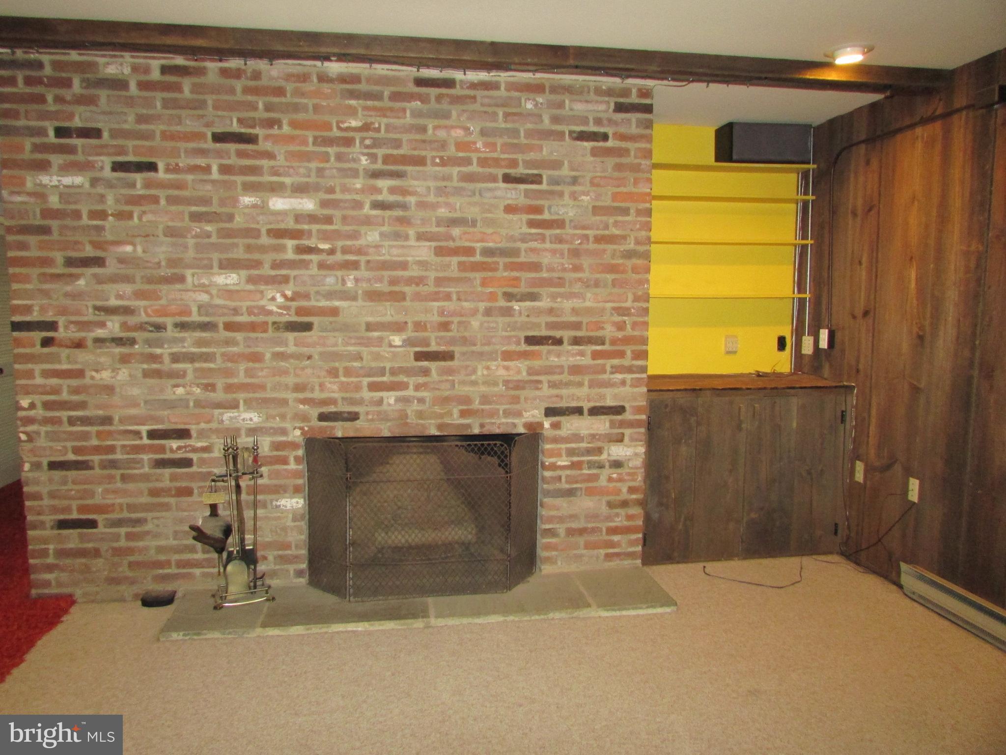 200 TALL OAKS DRIVE