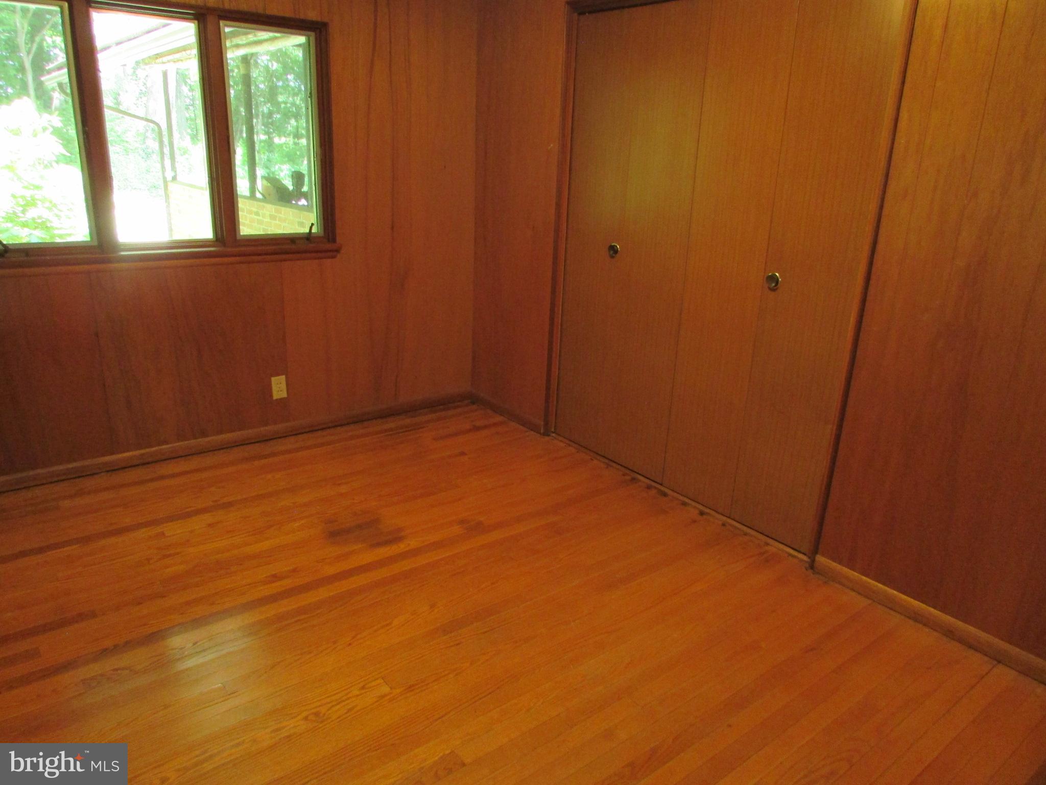 200 TALL OAKS DRIVE