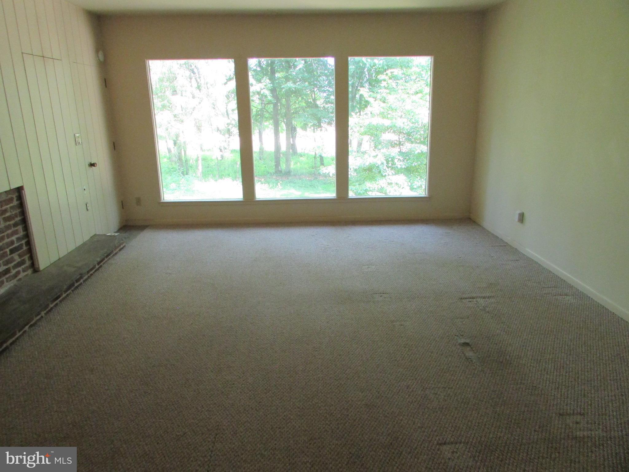 200 TALL OAKS DRIVE