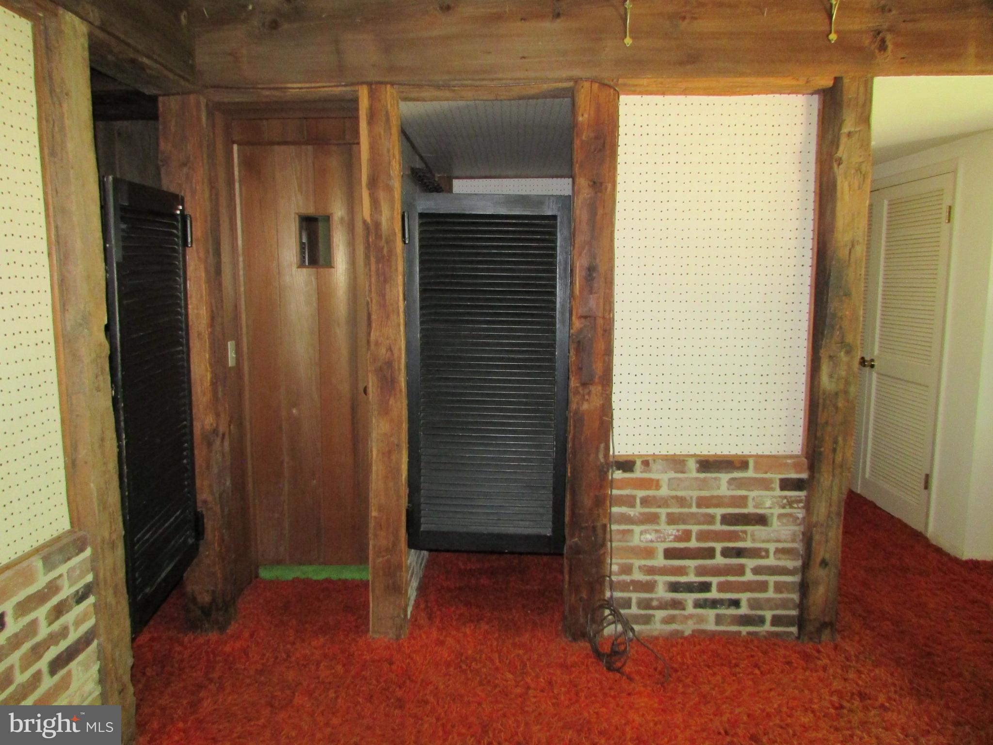 200 TALL OAKS DRIVE