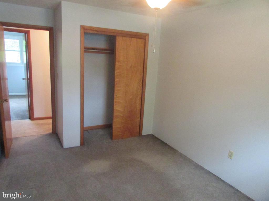 404 BEAVERBROOK DRIVE