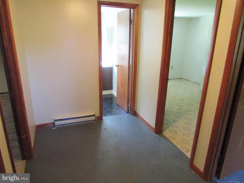 404 BEAVERBROOK DRIVE
