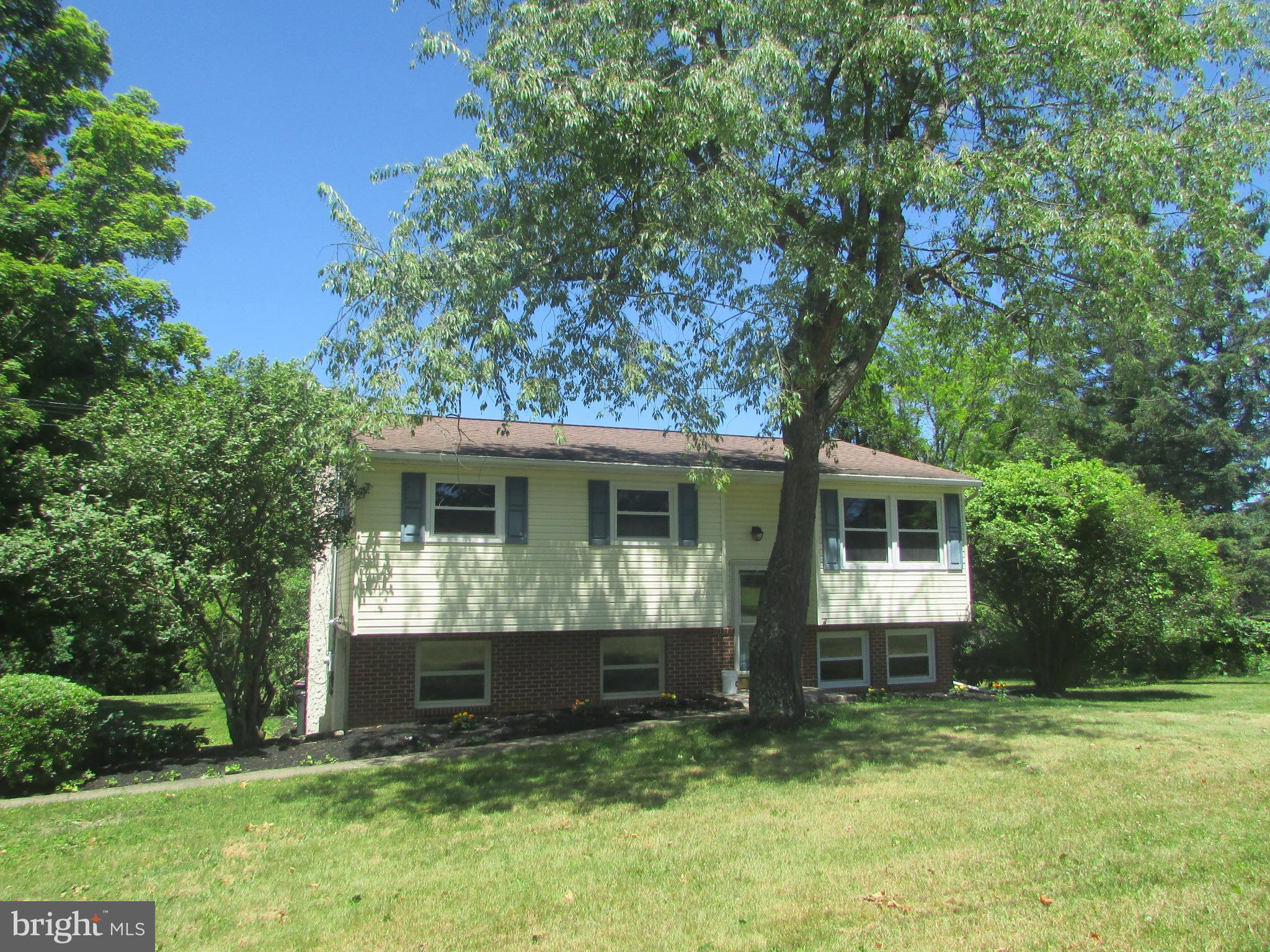 404 BEAVERBROOK DRIVE