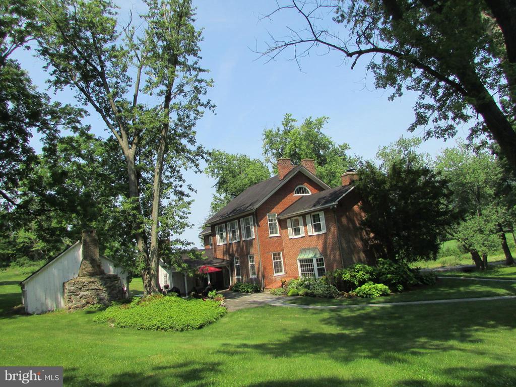 1150 LINDEN HALL ROAD