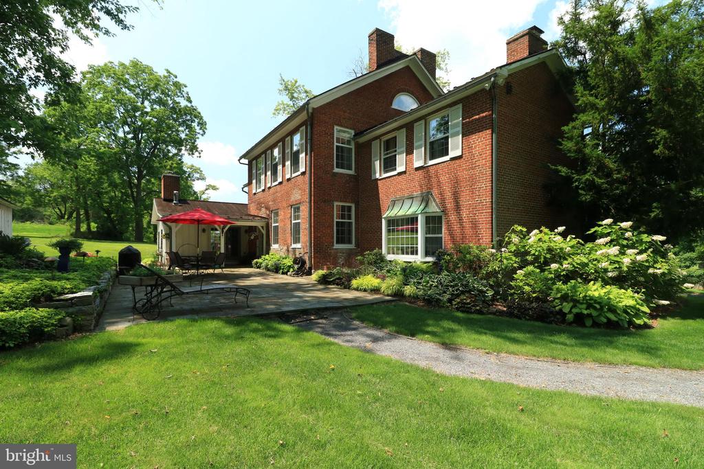 1150 LINDEN HALL ROAD