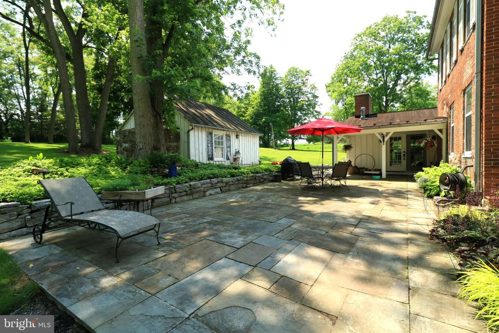 1150 LINDEN HALL ROAD